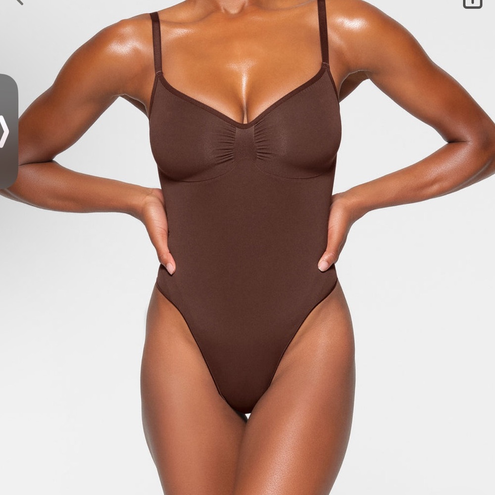 Skims seamless sculpt bodysuit